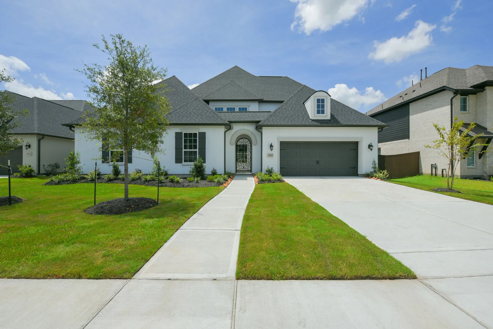 Front yard exterior:Homesite 4406 exterior