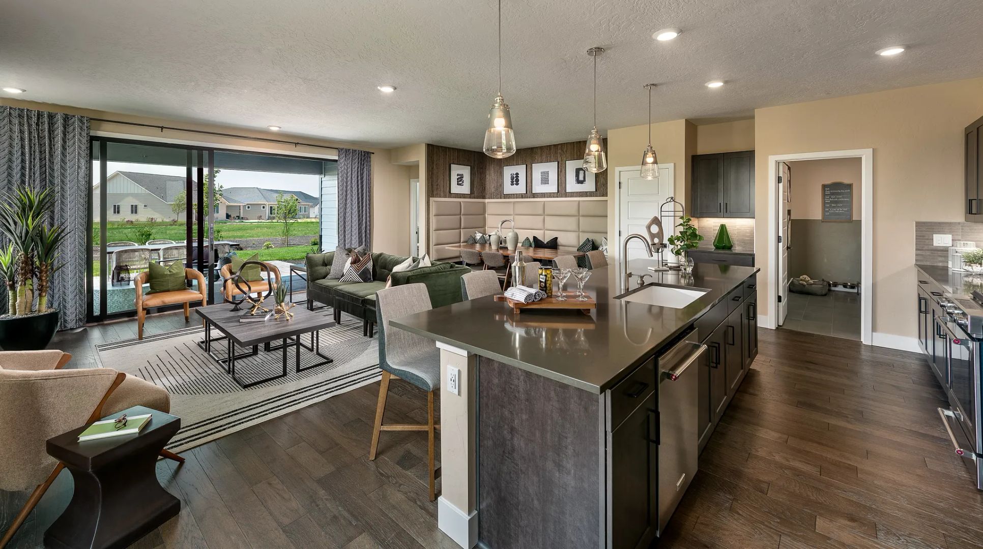 Trilogy Valor Evia Model Home Kitchen:Model Home Kitchen