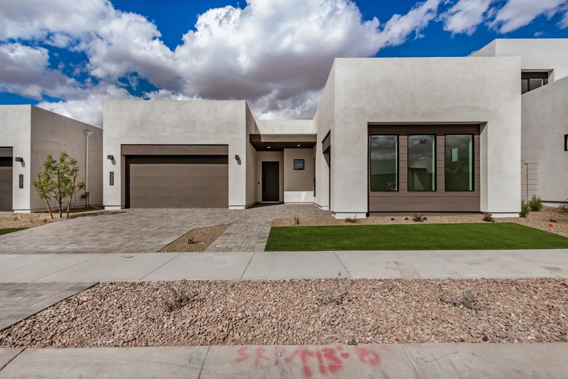 Lot 125 Exterior