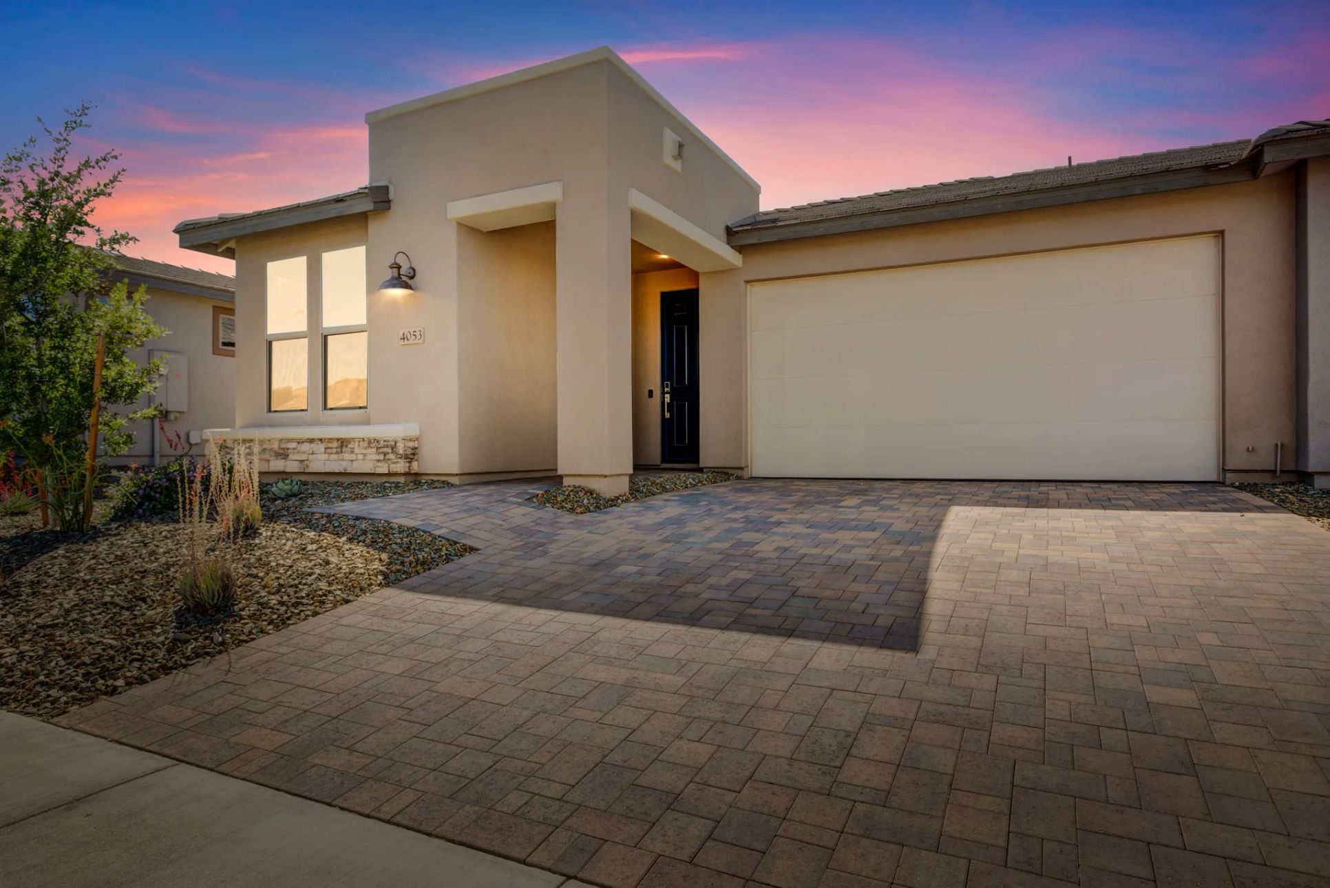 Trilogy at Wickenburg Ranch Quick Move-In Muros Fr:Front Exterior at Dusk