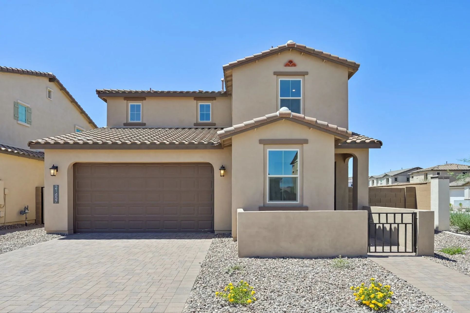 Lot 394 Exterior