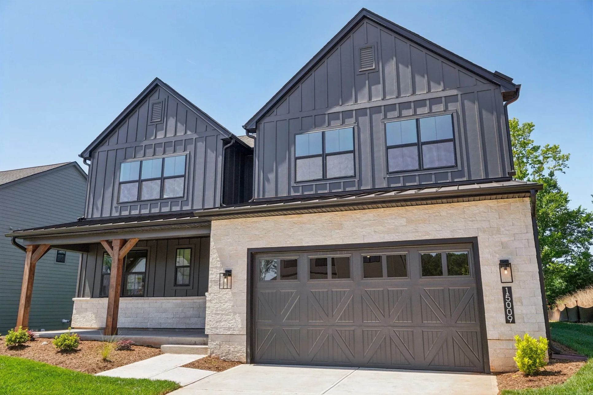 15009 Brownleigh Exterior