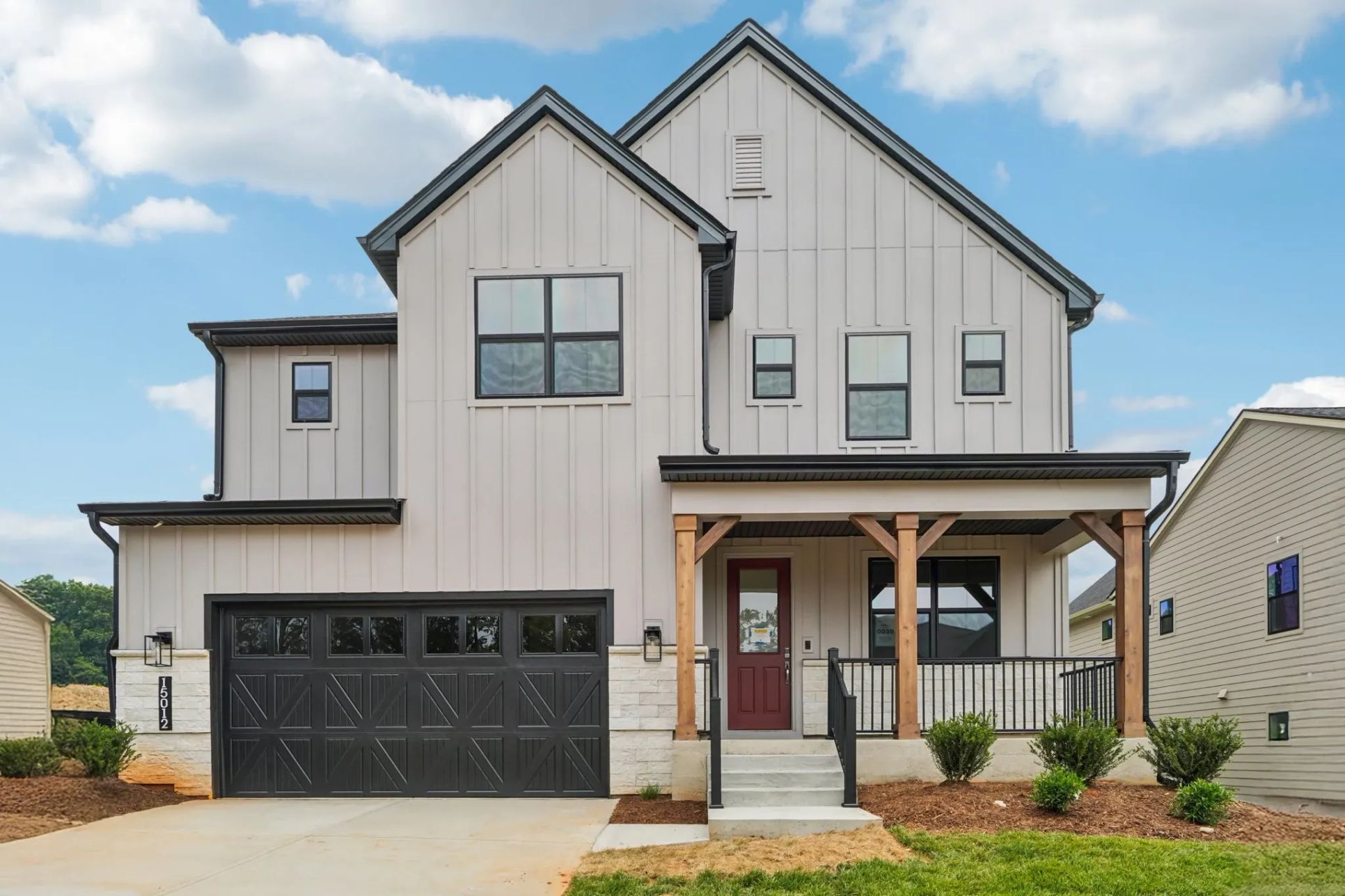 15012 Brownleigh Exterior