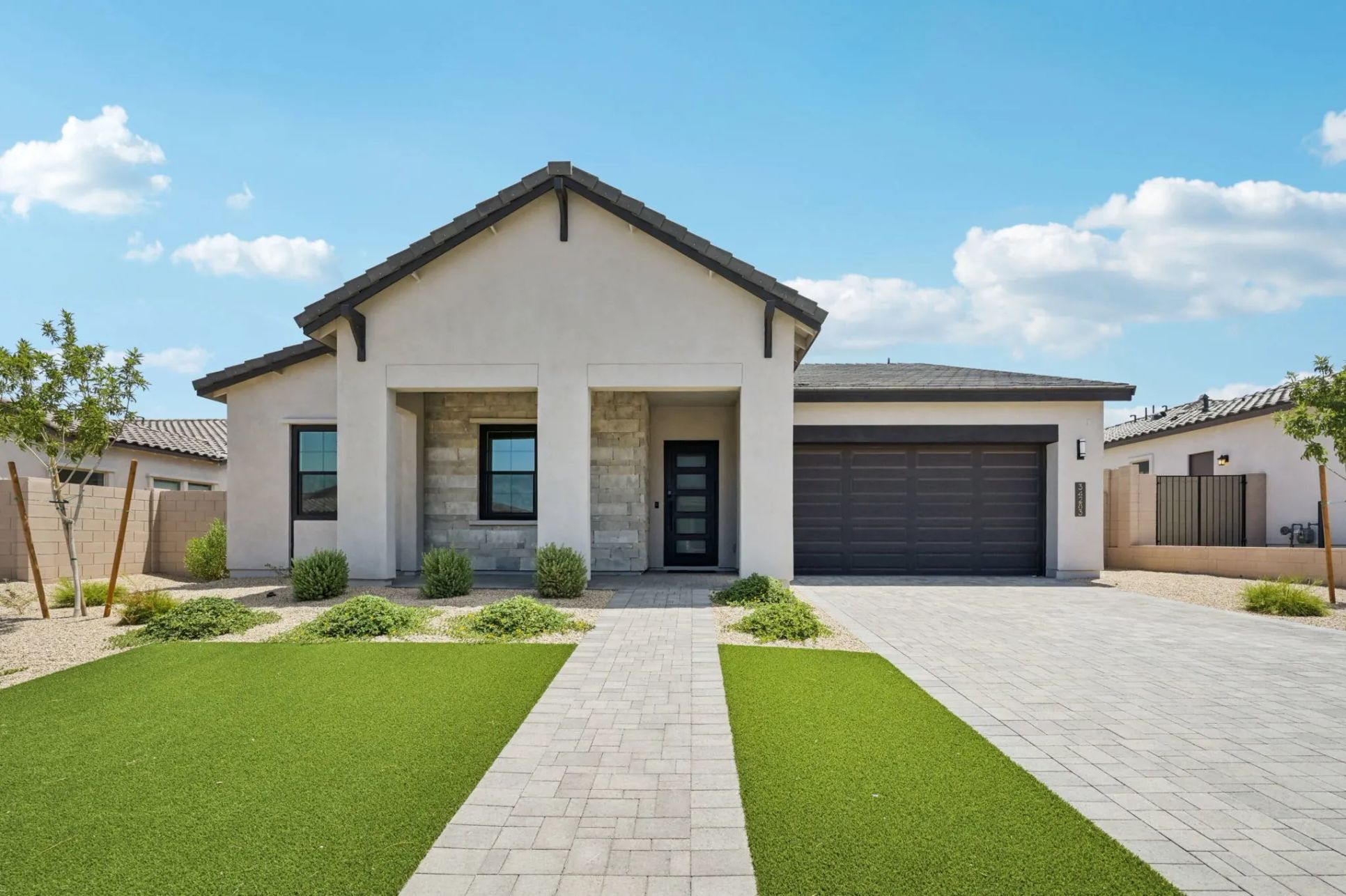 Lot 100 Exterior