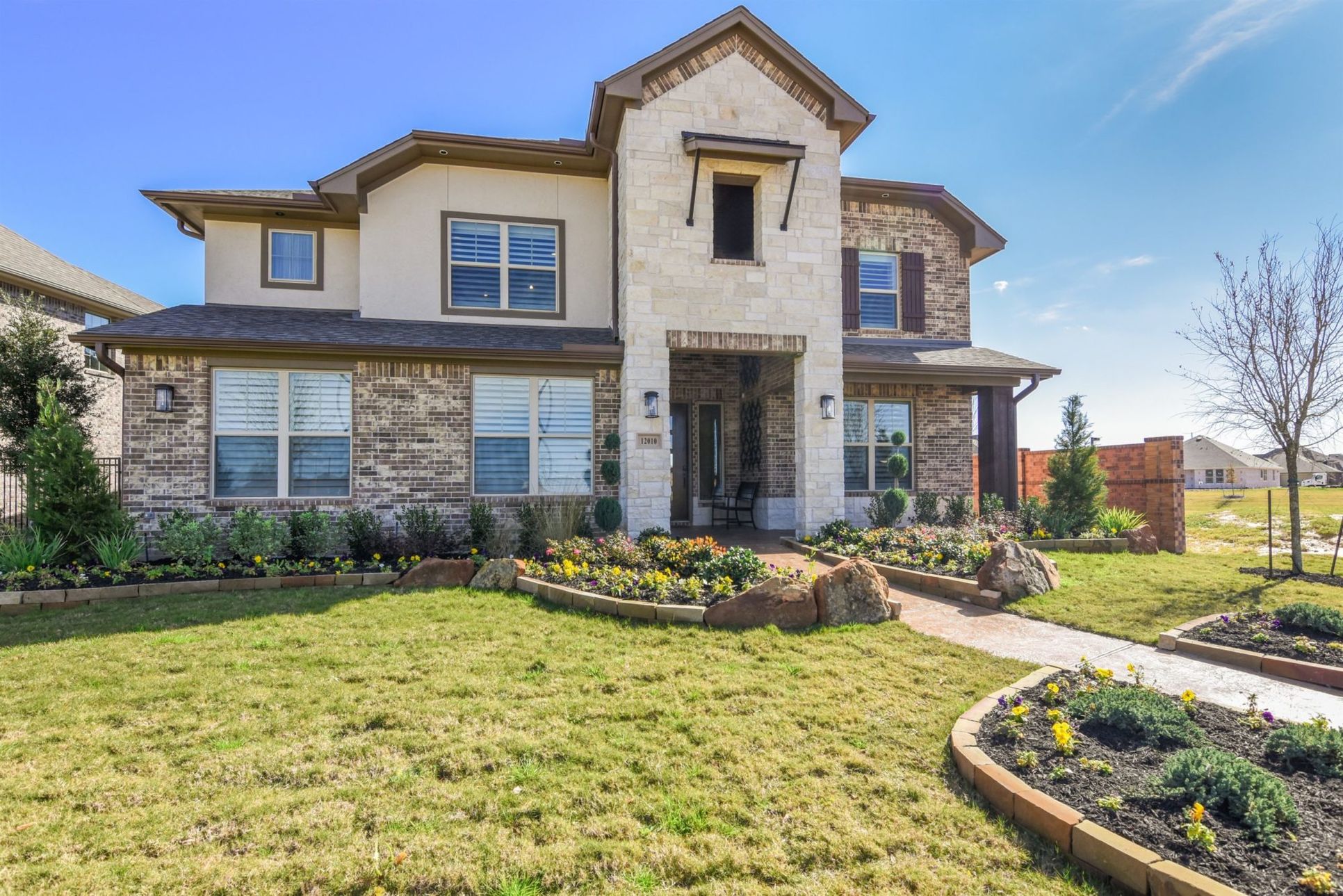 Lakes Bella Terra West