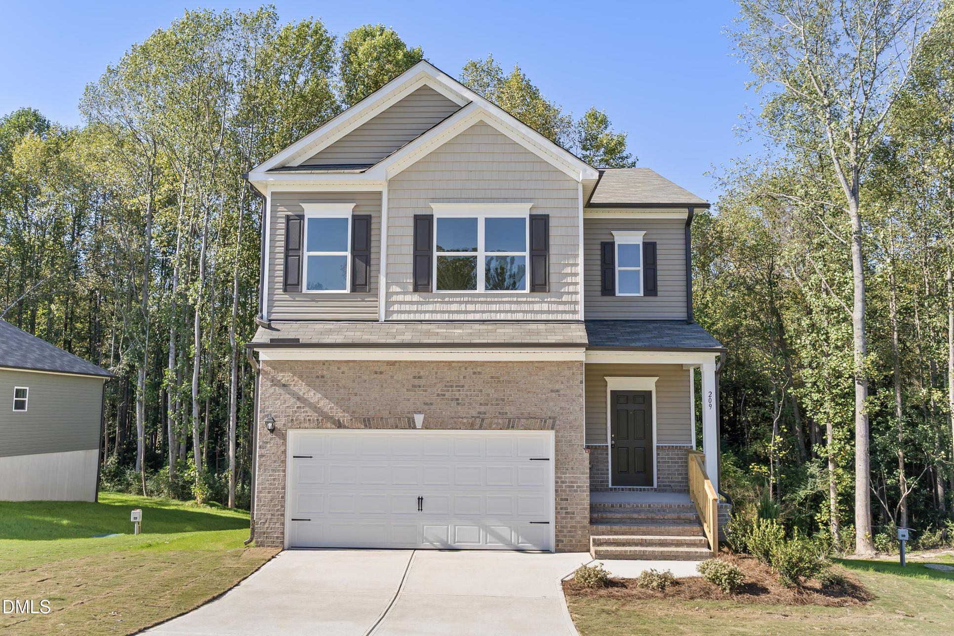 Exterior:Greenbrier II D
