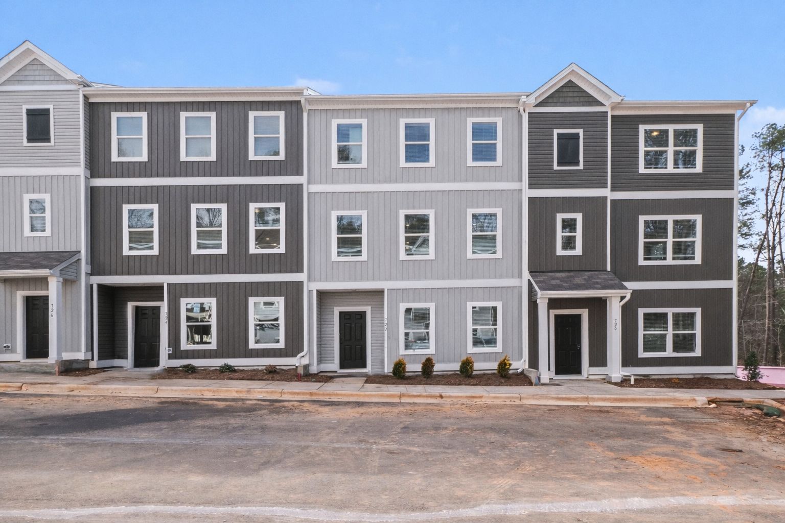 Exterior:The Richmond (light gray interior unit)