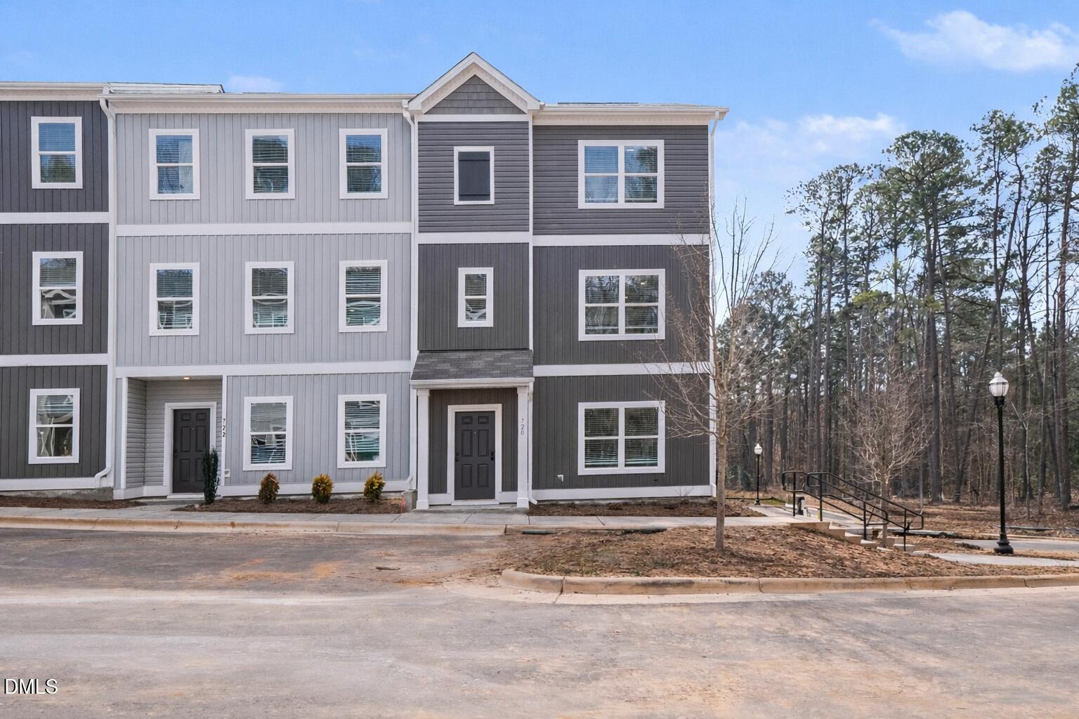 Exterior:Radcliffe A