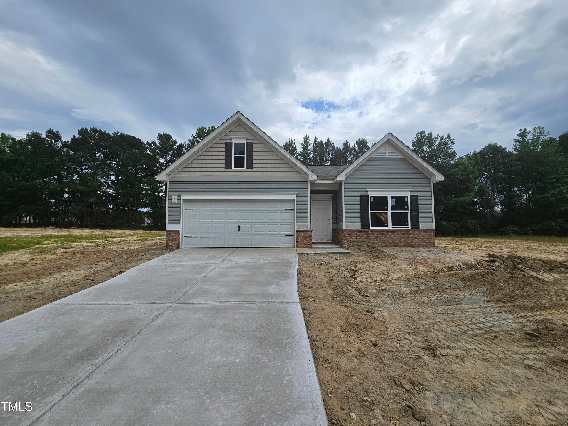 Exterior:Half Acre Homesite