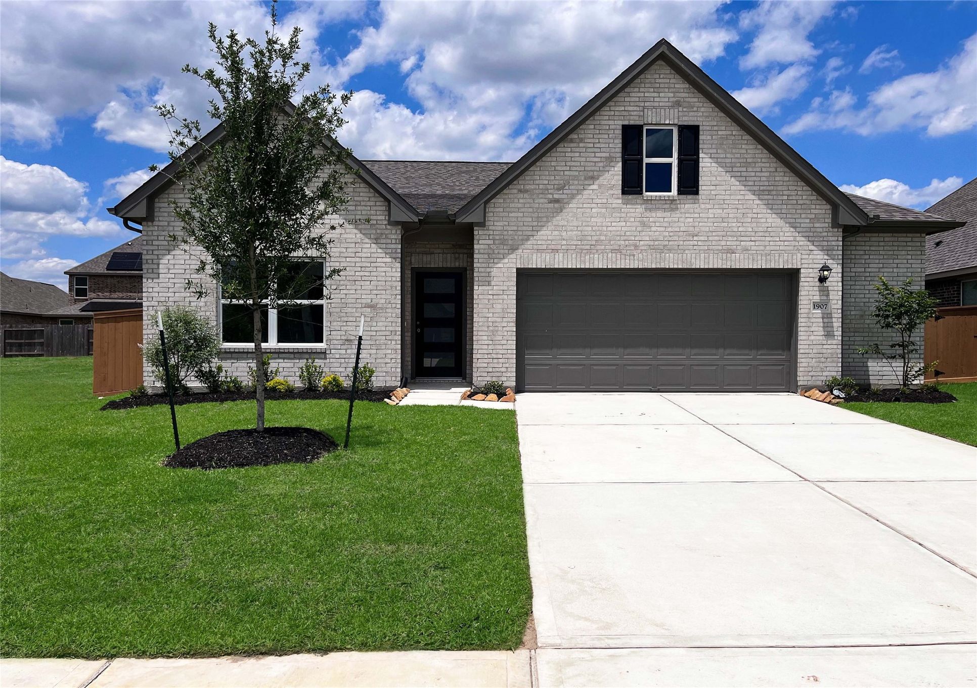 Exterior:The Crawford- Elevation H