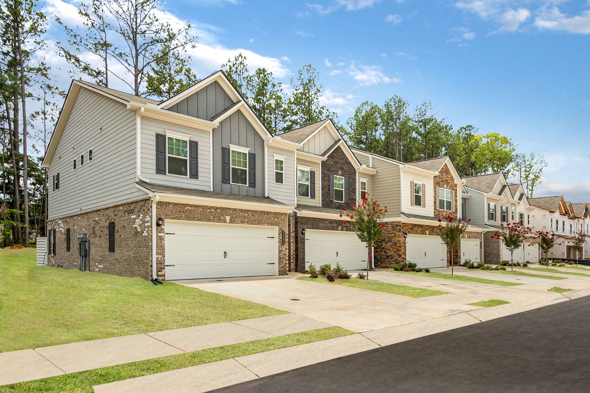 Townhomes Streetscape