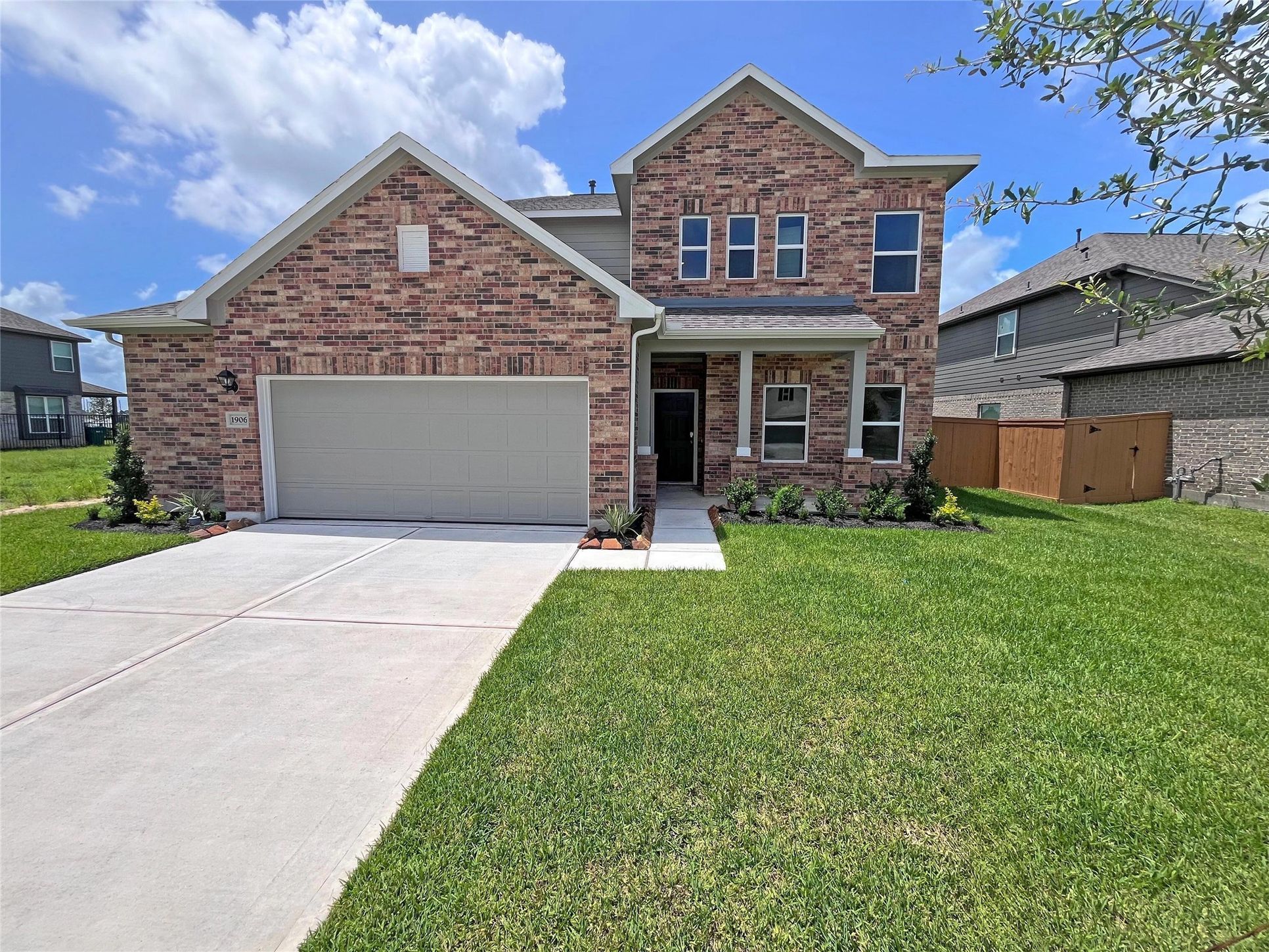 Exterior:The Georgetown II- Elevation I