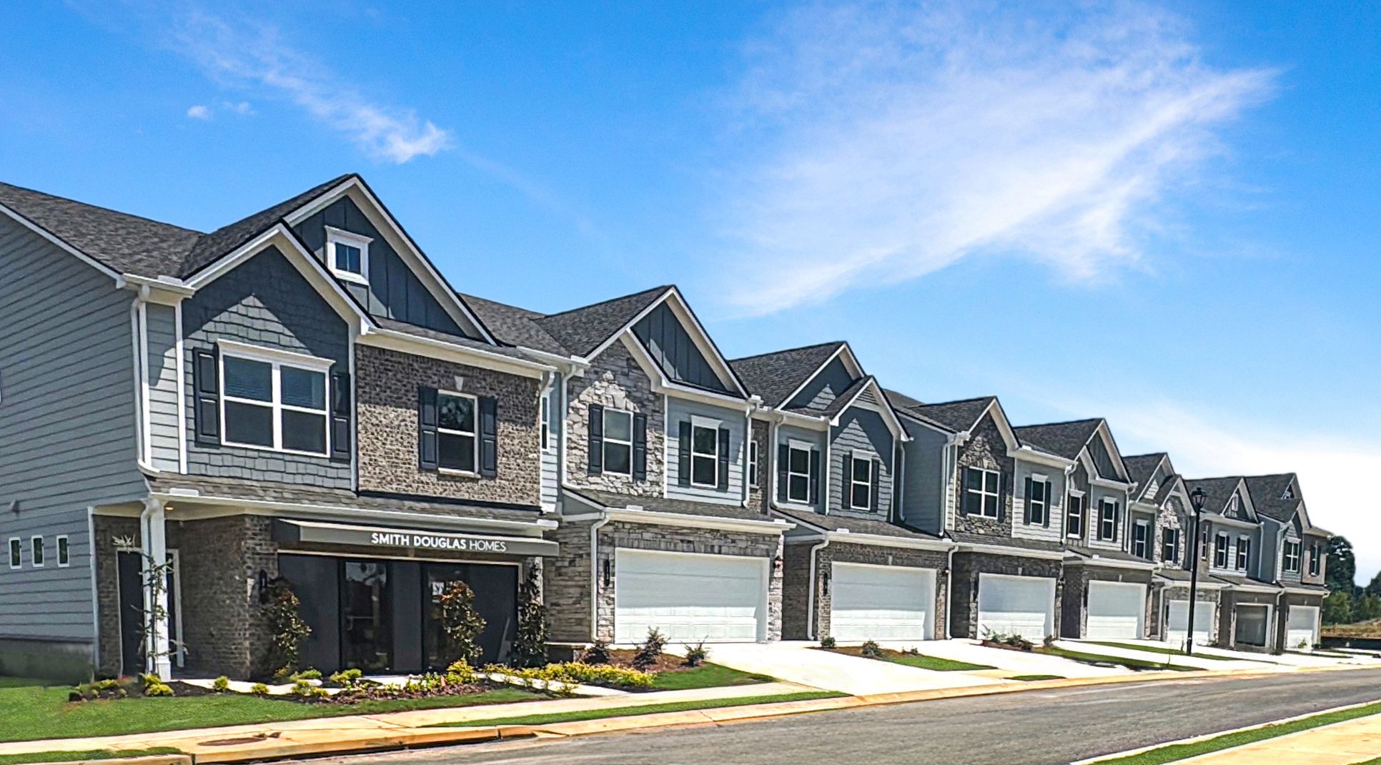 Franklin Manor:Townhome Streetscape
