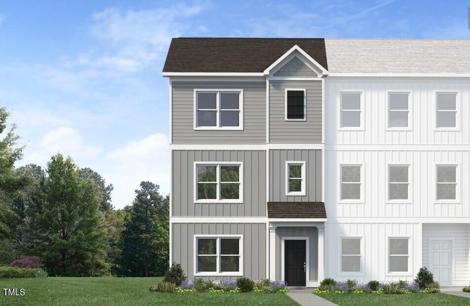 Exterior:END UNIT!!