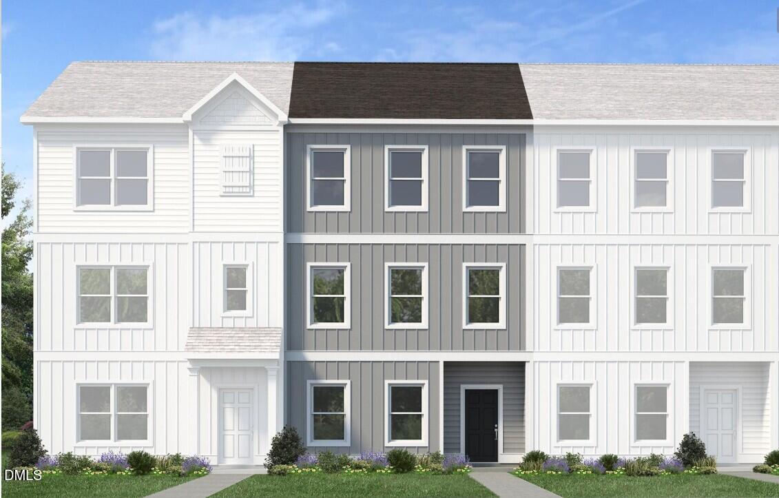 Exterior:The Richmond
