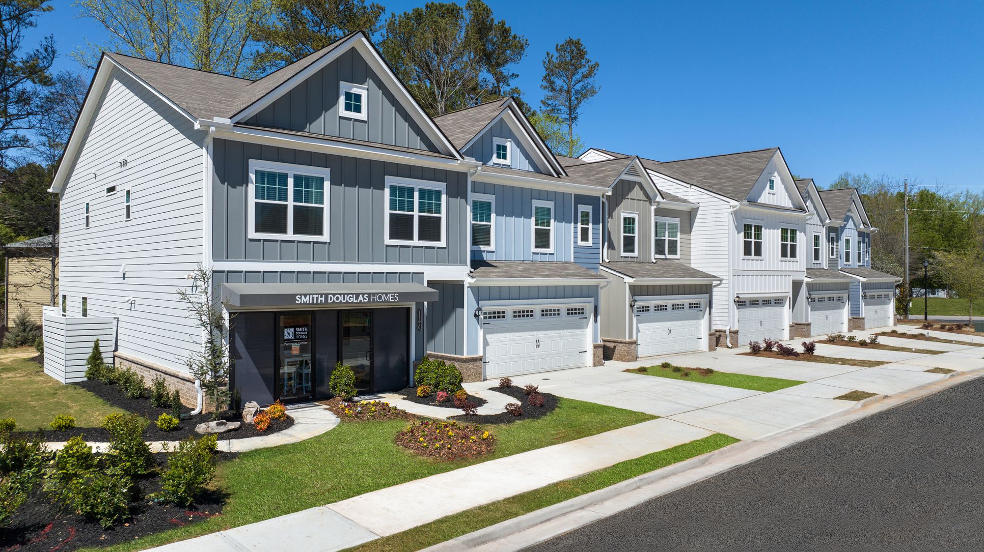 Emerson Ridge:Townhome Streetscape