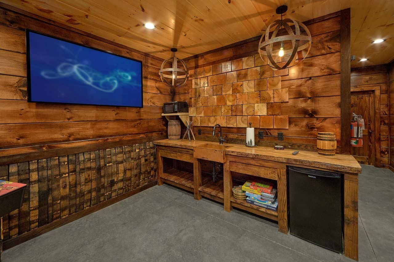 Smoky Mountain Builders,37876