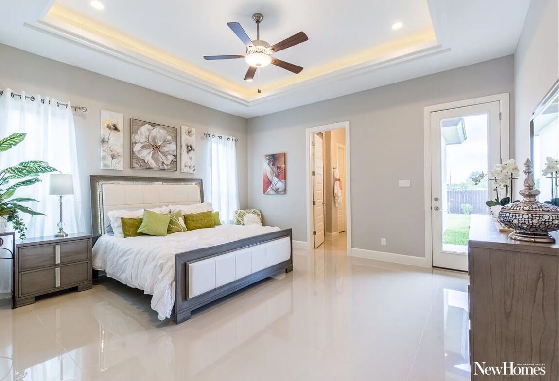 Sorrento Fine Homes,78573