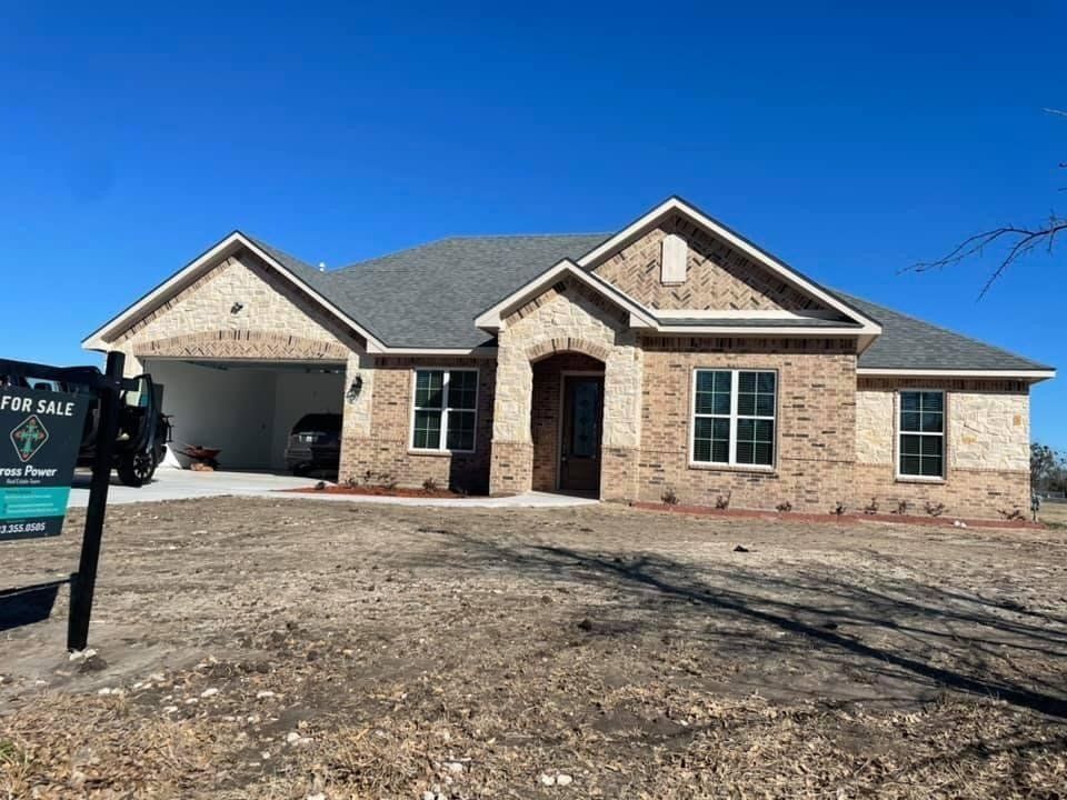 Squires Construction,75401