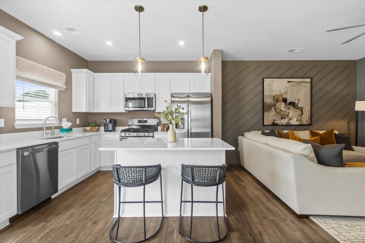 Gardner Heights,29651