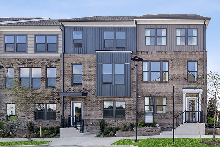 Village at Virginia Center,23059