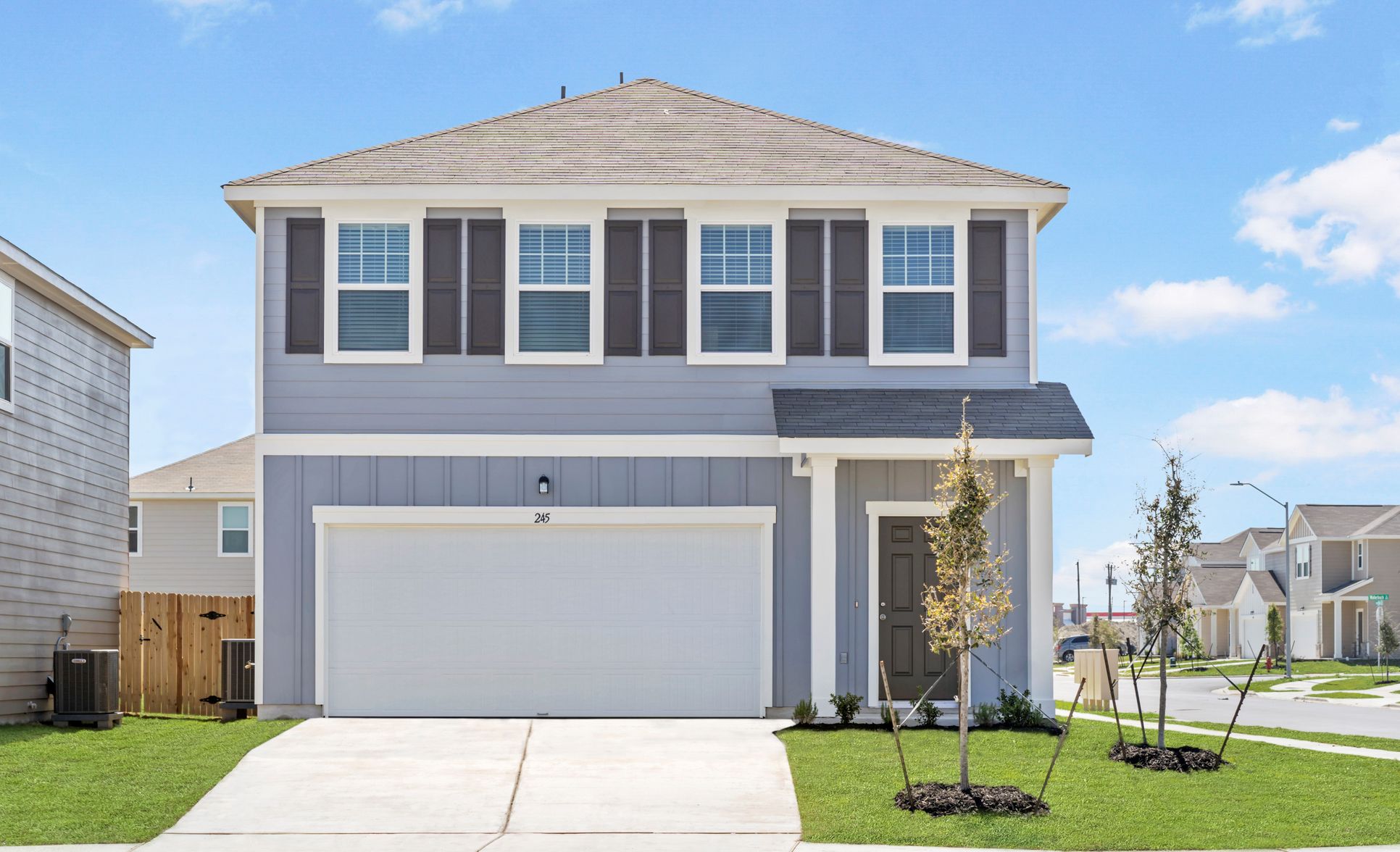 Sutton Farms,78222