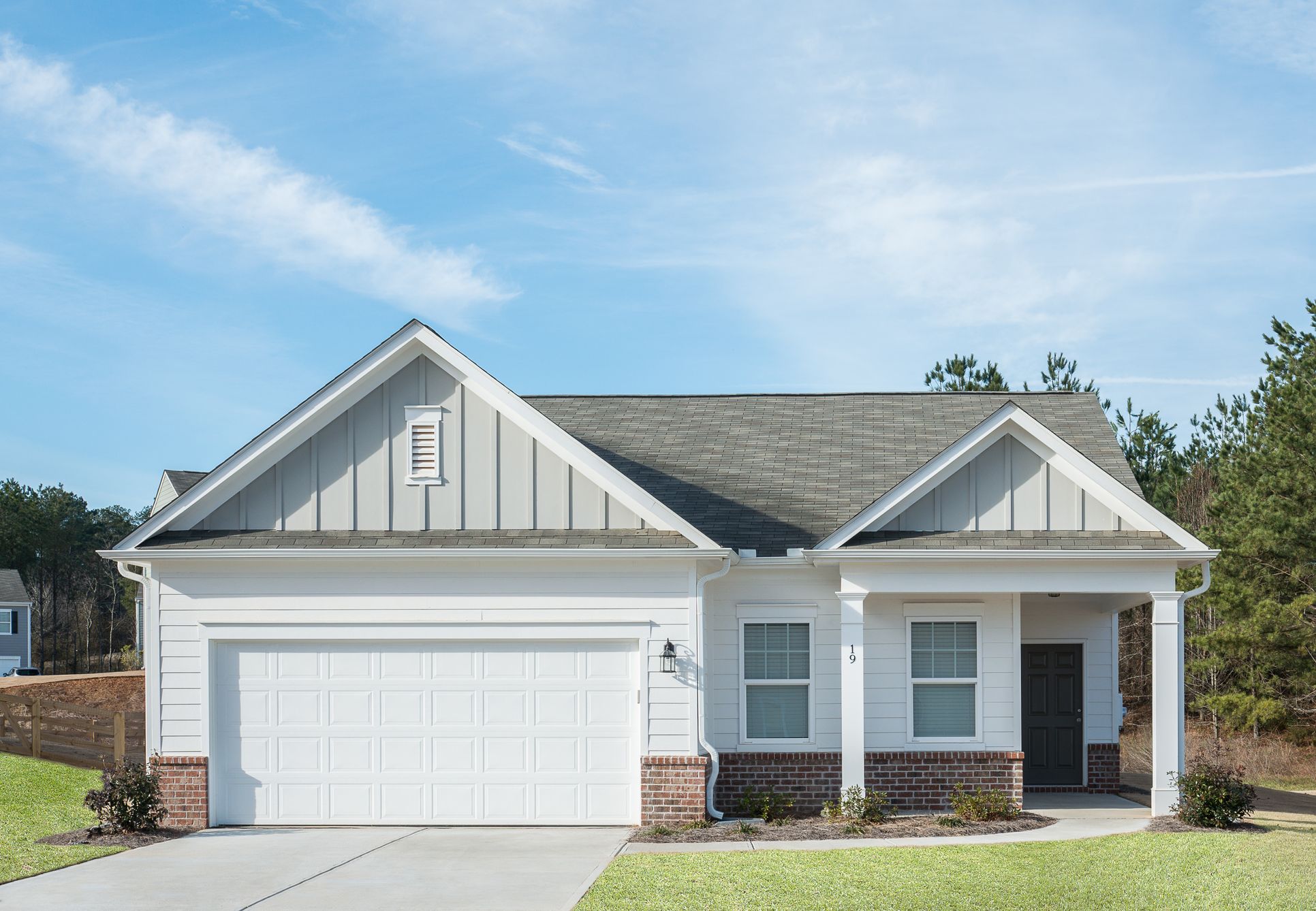 Exterior:Larissa