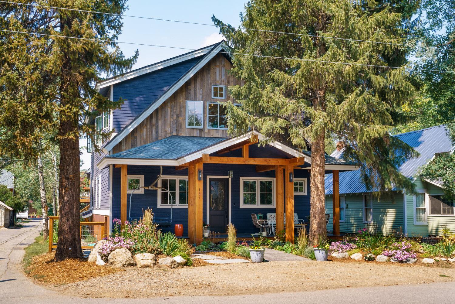 Steamboat Building Company,80487