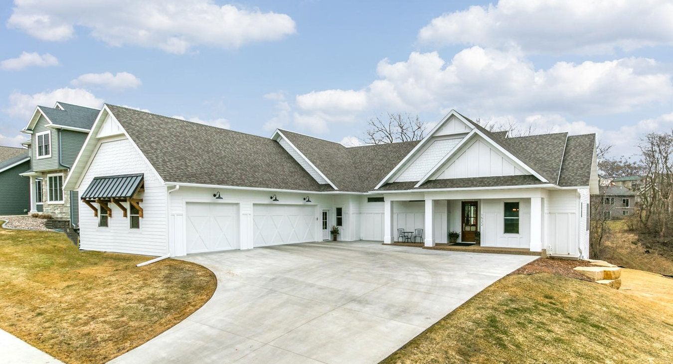 Stonebridge Builders,55904