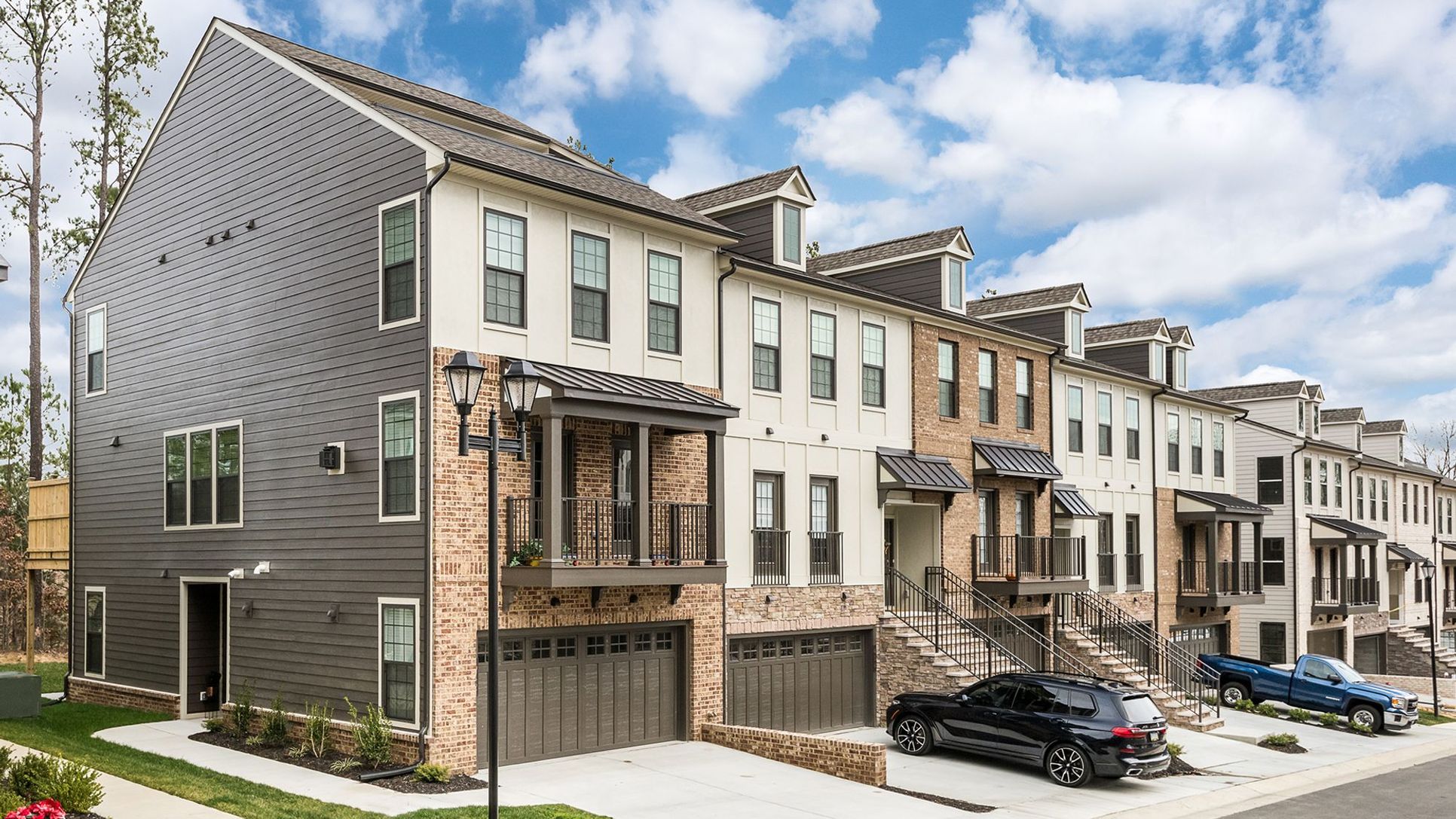 Saunders Station Townes