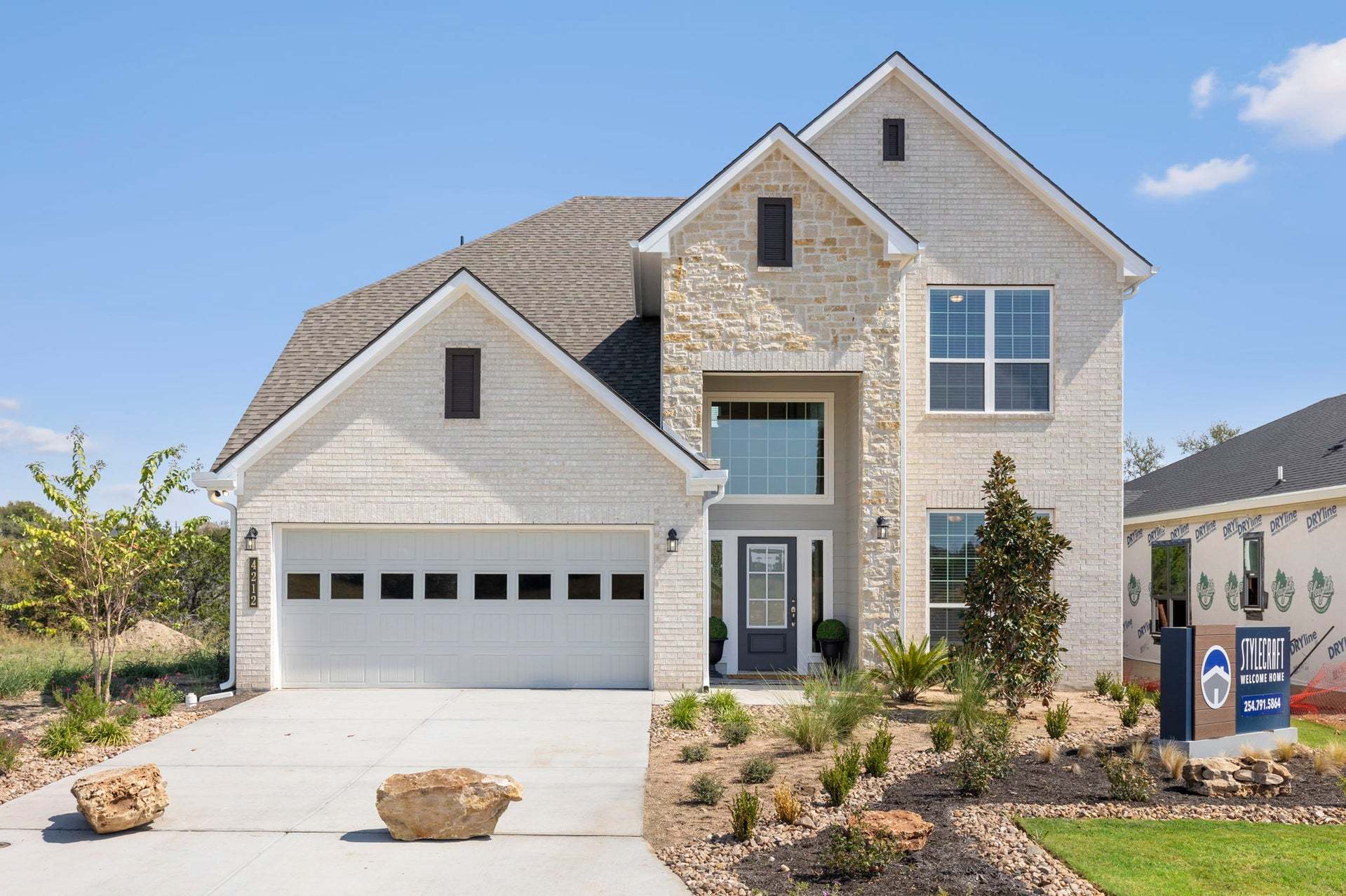 Exterior:https://myhome.anewgo.com/client/stylecraft/community/Our%20Plans/plan/The%202588?elevId=35