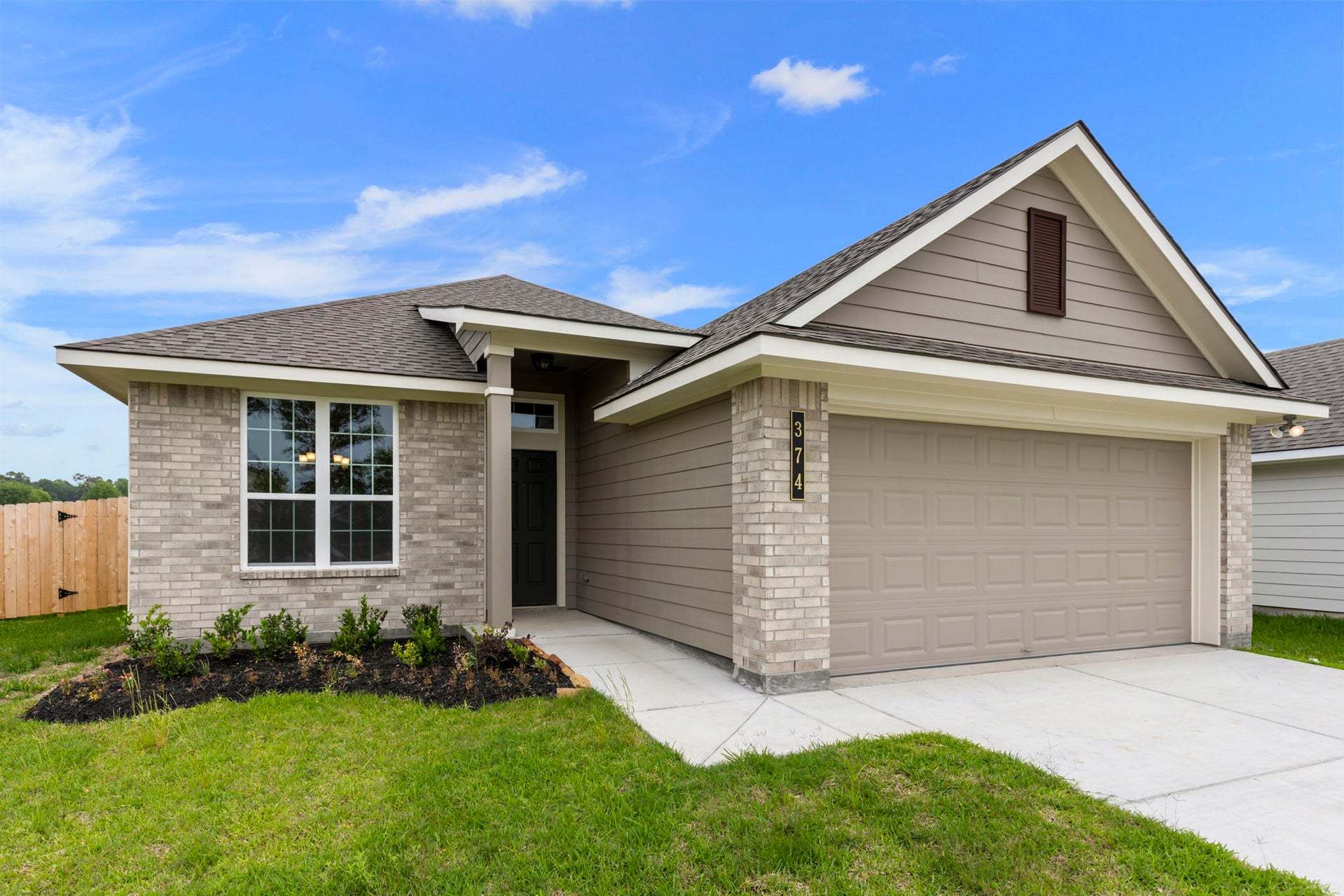 Exterior:https://myhome.anewgo.com/client/stylecraft/community/Our%20Plans/plan/The%201443?elevId=66