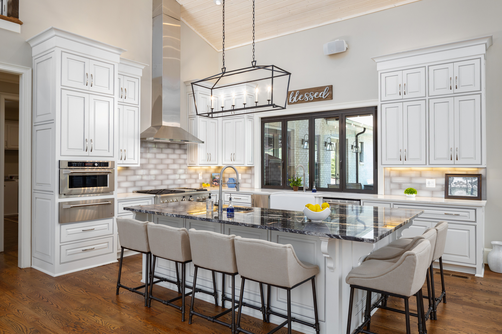 Taylors Custom Homes,35244