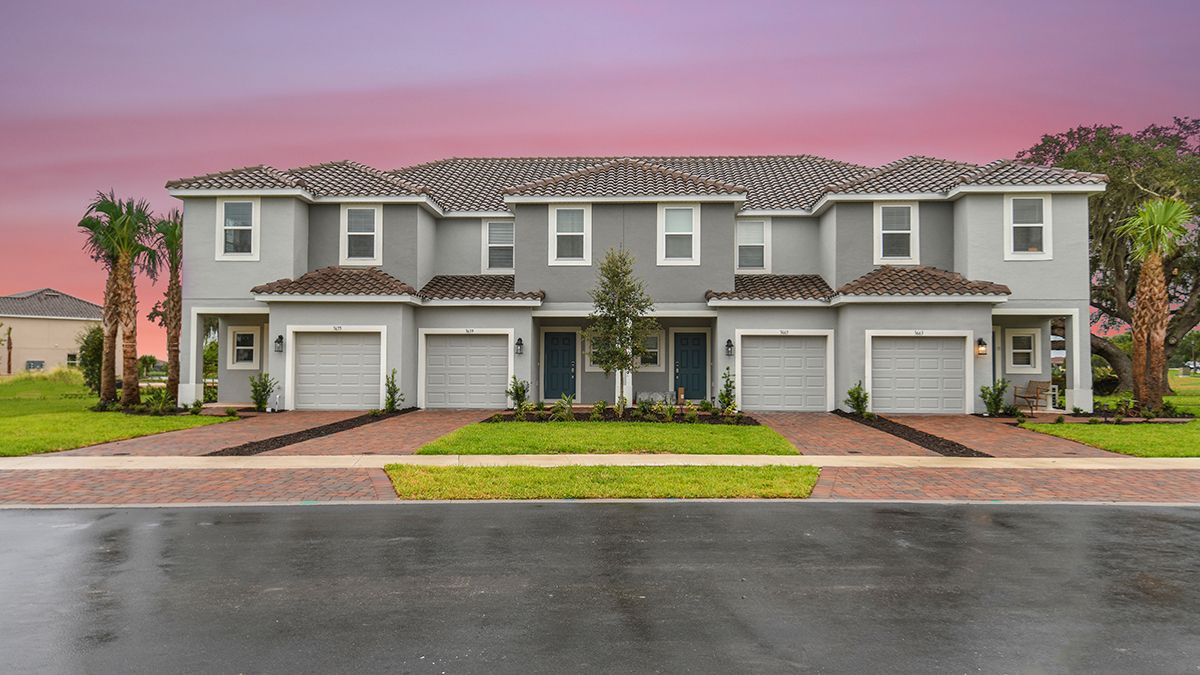 Townhomes-at-Bellalago-Streetscape-Sunset1770-1200x675