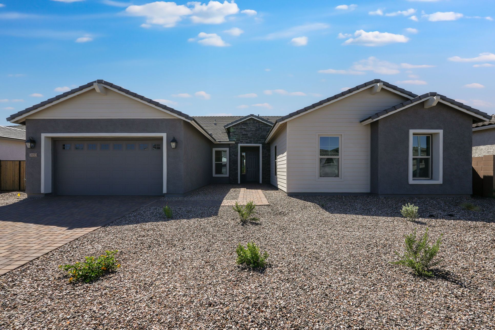 hj-az-phoenix-aloravita-south-summit-palisade-lot-6049-front-02