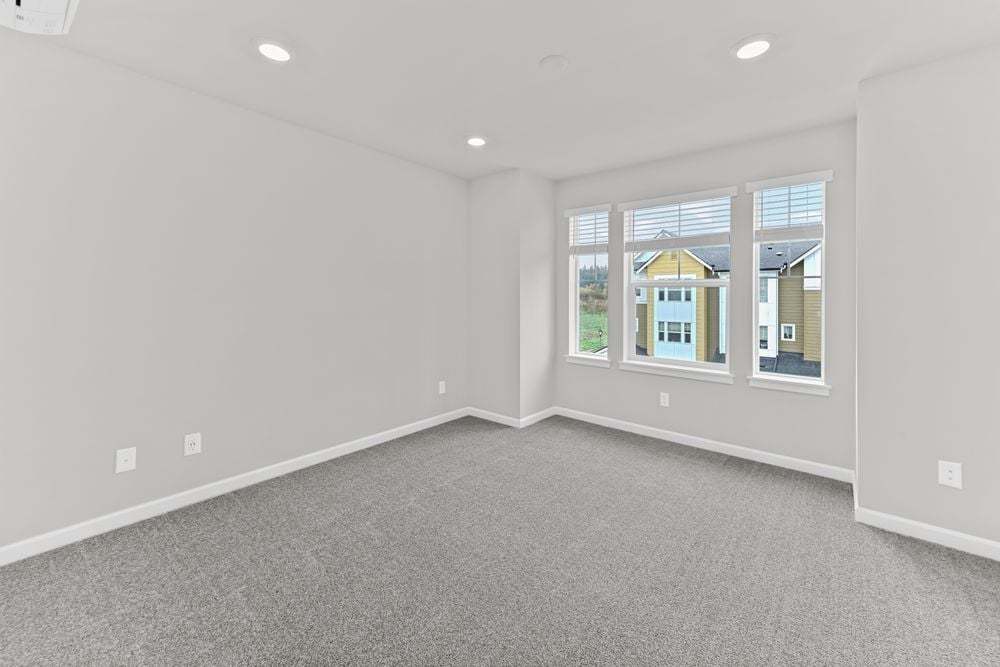 hj-wa-seattle-woodside-e1b-lot-17-4-master-bedroom-001