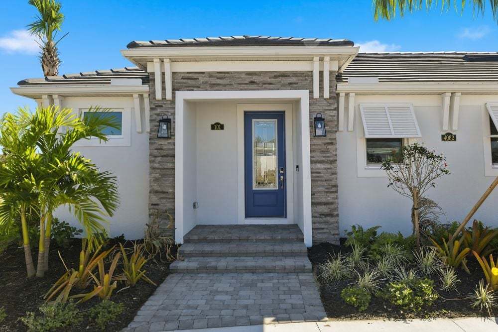 hj-fl-sarasota-esplanade-at-azario-lakewood-ranch-verona-lot-5101-front-entrance-001