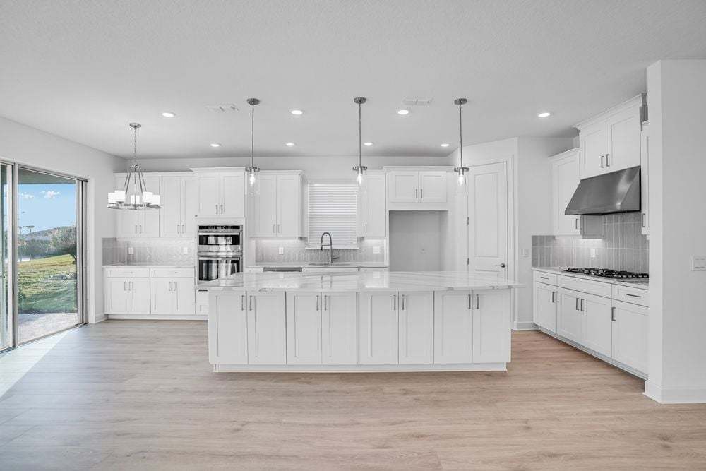 hj-fl-orlando-esplanade-at-center-lake-ranch-lazio-lot-90-kitchen-001