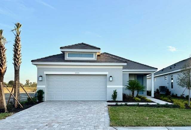 1052 Exterior_Jodie McDowell