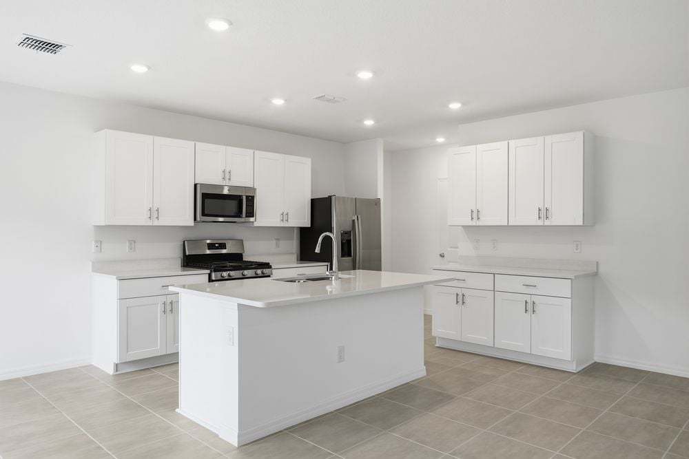hj-fl-orlando-waterstone-elm-lot-233-kitchen-001