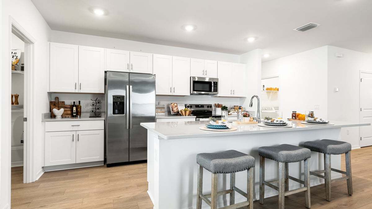 Taylor Morrison - Solena - Hummingbird Model-13 kitchen