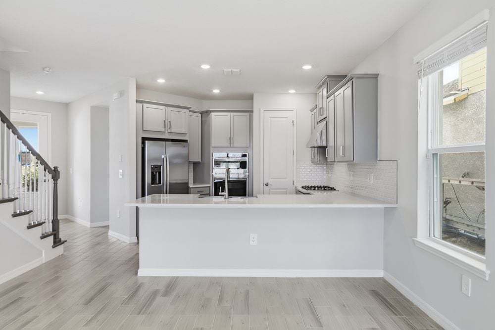 hj-fl-orlando-the-waters-at-center-lake-ranch-captiva-lot-119-kitchen-001