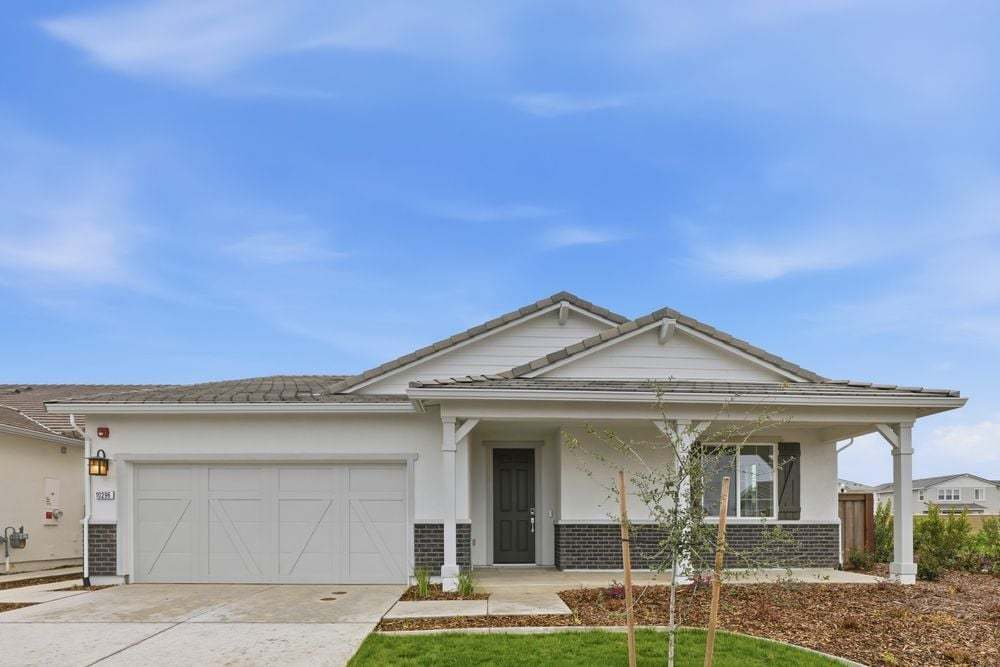 hj-ca-sacramento-esplanade-at-madeira-ranch-plan-5-lot-492-front-002