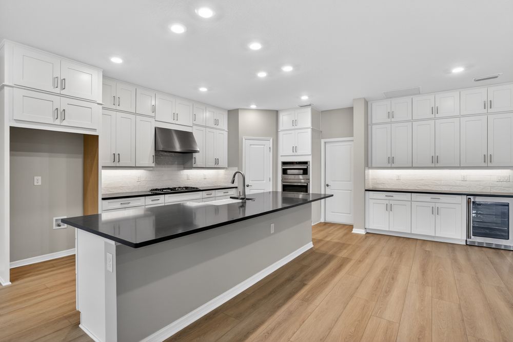 hj-fl-orlando-ardisia-park-tortola-lot-103-kitchen-002