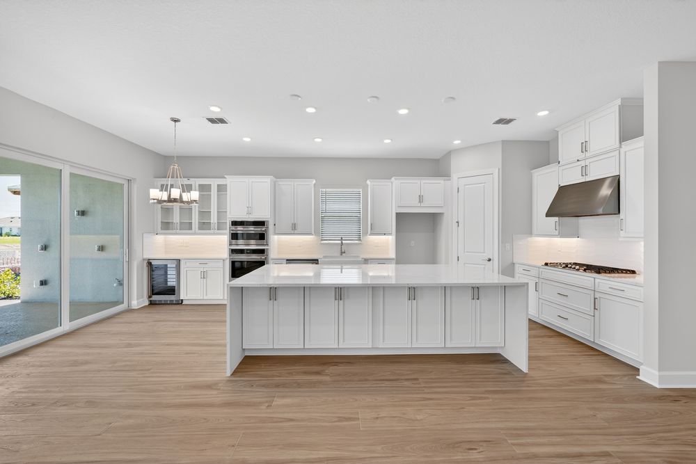 hj-fl-sarasota-esplanade-at-tradition-lazio-lot-272-kitchen-001