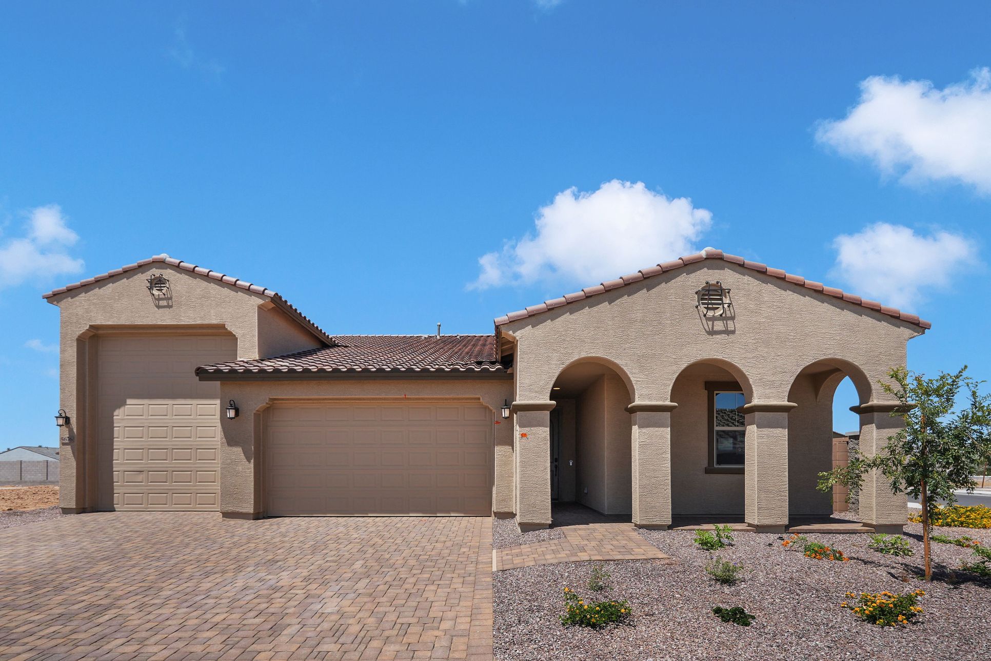 hj-az-phoenix-allen-ranches-fiesta-rv2-lot-65-front-02