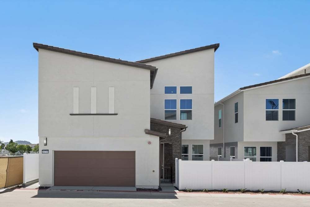 hj-ca-socal-juniper-at-alessandr-plan-8-lot-8-front-002