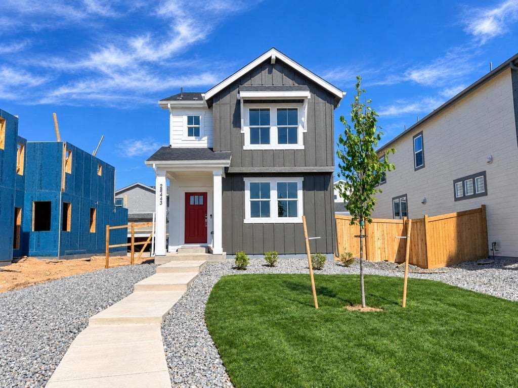 28443 E 3rd Avenue_Sofia Chang