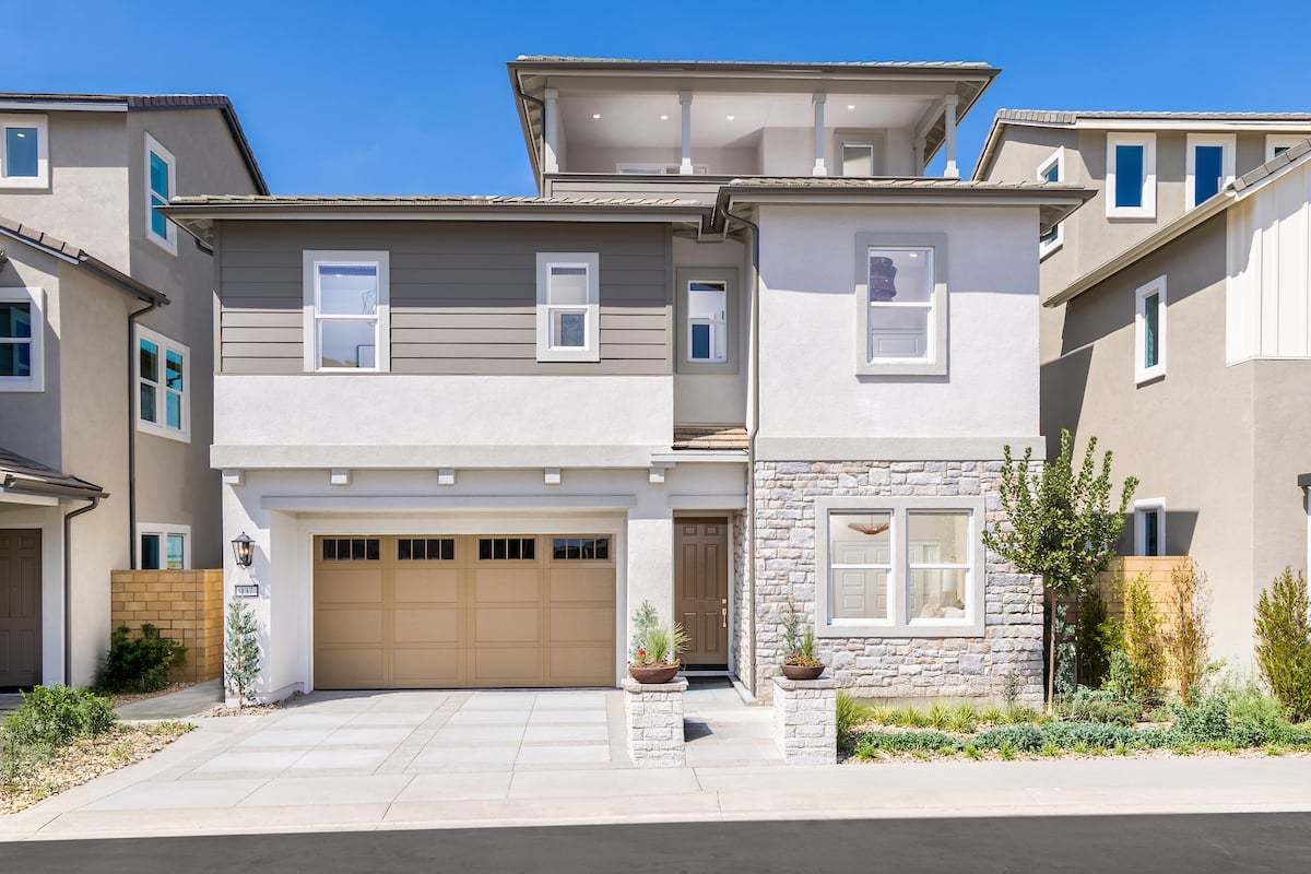ca-socal-iris-plan 2-3 story-5 bed-exterior