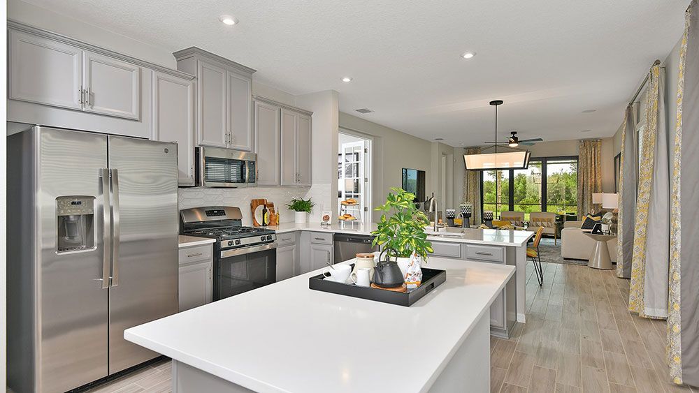 Park-East-at-Azario-Saint-Vincent-3592-16x9-kitchen